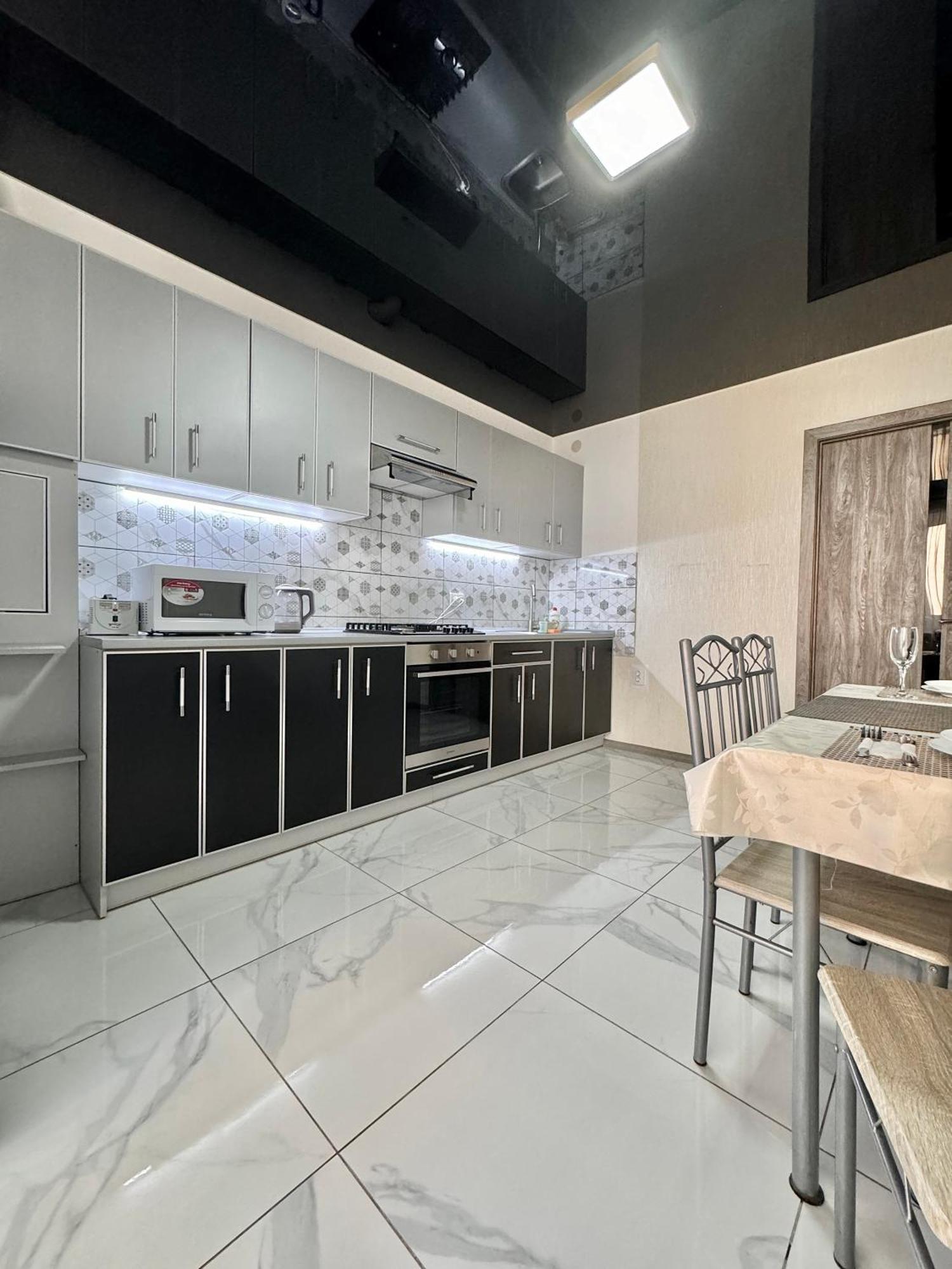 Apartpoltava 2 Окремі Кімнати, Новобудова, Два Великих Ліжка Центр, Корпусний Сад Екстериор снимка